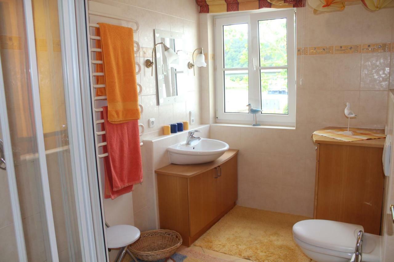 Faehrhaus Ferienwohnung 萨尔堡 外观 照片