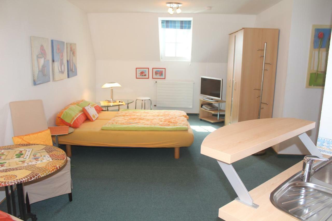 Faehrhaus Ferienwohnung 萨尔堡 外观 照片